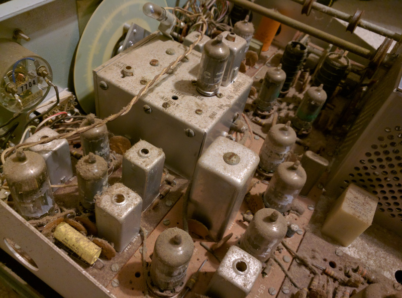 hw-101-dusty_top_3_web.jpg /images/hw-101-dusty_top_3_web.jpg