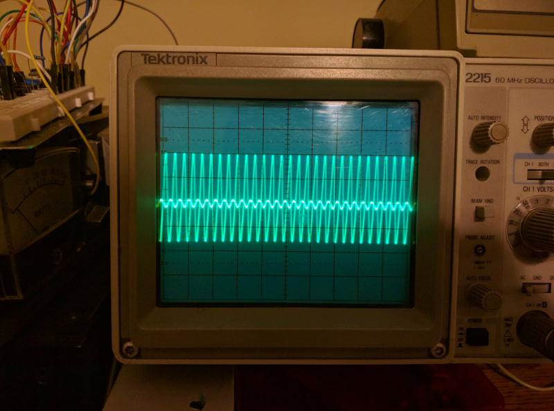 rf_amp_setup_5_web.jpg /images/rf_amp_setup_5_web.jpg